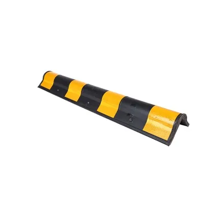 ยามมุมที่จอดรถที่เป็นมิตรต่อสิ่งแวดล้อม-